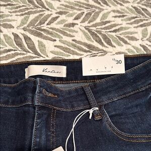 Kancan mid rise  super skinny